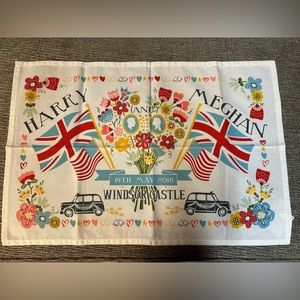 NWT Ulster Weaves Harry & Meghan Cotton Tea Towel
